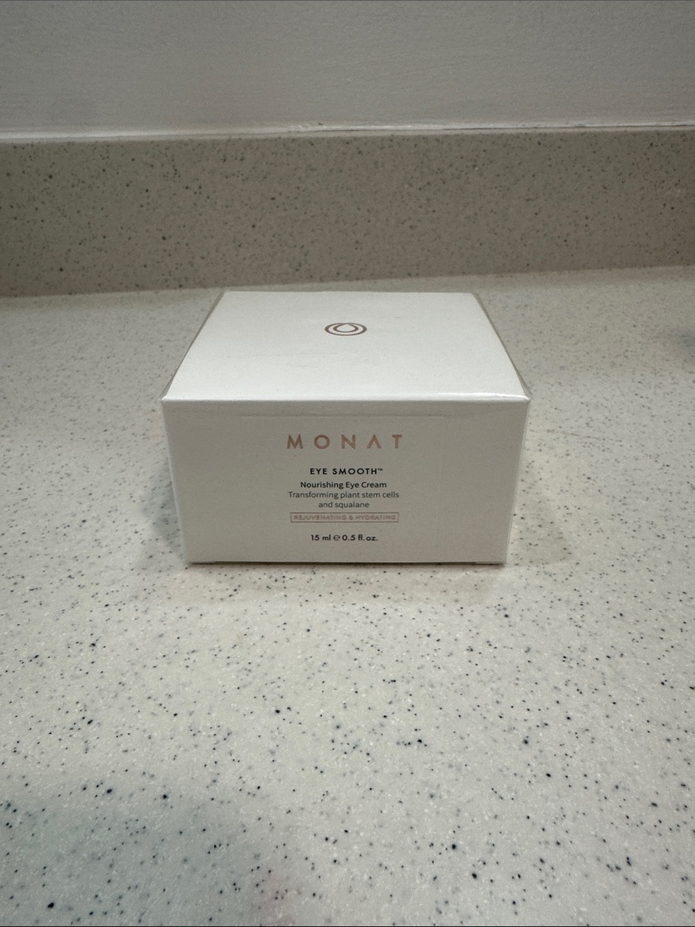 MONAT Eye Smooth Nourishing Eye Cream — White